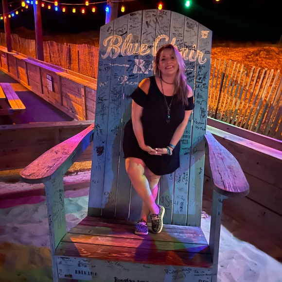 Meet your Posher, Shannon - Picture 3 of 8